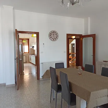 Casa Patrizia - A Due Passi Dal Mare Lejlighed