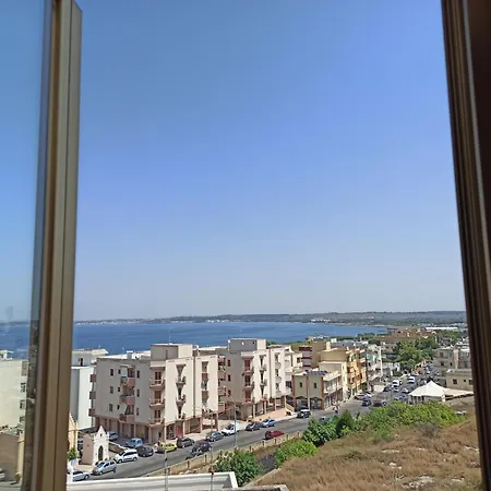 Casa Patrizia - A Due Passi Dal Mare Lejlighed *